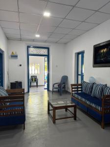 Liyaa Blue Beach Weligama