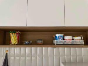 1BR Avida San Lorenzo Condo w Parking WiFi Tower 2 in Makati City