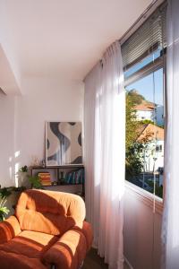 Cosy, Eclectic Apartment in Sea Point