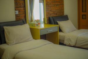 BATA MERAH GUESTHOUSE BATU