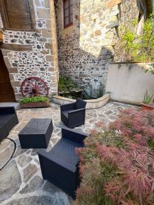 Petite maison avec cour fermée