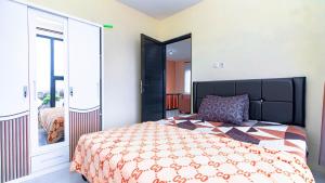 Villa Triplet 3 with Rooftop and Balcony