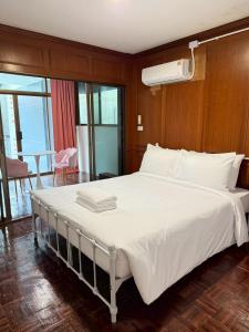 Stay On Sukhumvit Soi 11 - สเตย์ ออน สุขุมวิท 11