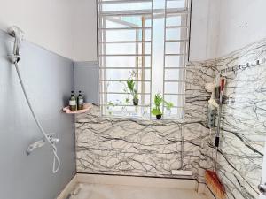 H2 Homestay Old Quarter automatic check inT2