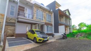 Villa Bhagyam with Private Pool and Rooftop