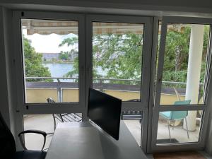 Wohlfühloase am Rhein und direktes Tram nach Basel