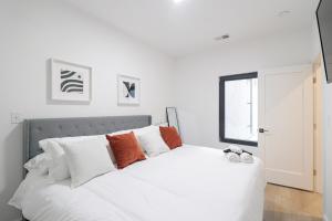 Unit 3 1Bed Room with Queen plus Sofa Bed in the Heart of DC