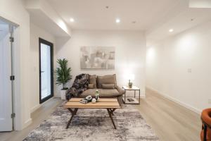 Unit 3 1Bed Room with Queen plus Sofa Bed in the Heart of DC