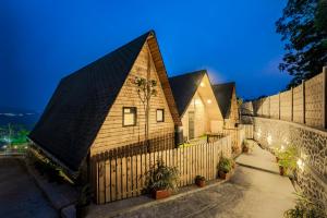 SaffronStays Shambhala Bodhi - 3-BR villa overlooking Pawna Lake with private pool, jacuzzi, and lounge areas