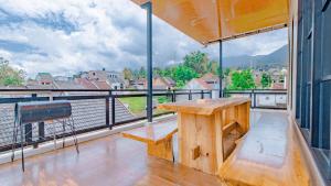 Villa Danisa 2 with Private Pool and Balcony