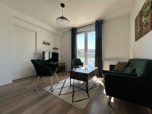 Appartements Charme, calme et commodites a Chartres parking inclus : photos des chambres