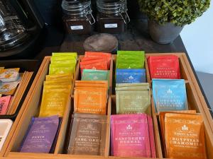 Unit 6 Studio with Queen plus Sofa Bed in the heart of DC