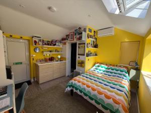 Cherry Cottage Retro Stay, Stourport-on-Severn