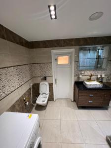 Wonderful 2bedroom apartment front of city stars mall 3