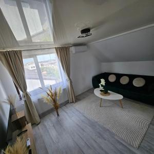 Cozy SoRaDa 3 apartment