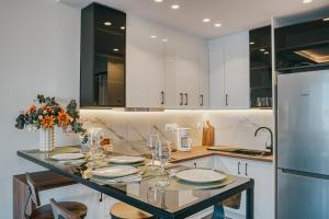 NOA-Luxury Stay with a view