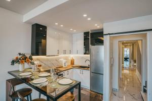 NOA-Luxury Stay with a view