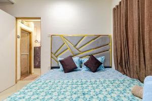 2bhk flat -5min from Goregaon Nesco