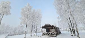 Siedlisko w otulinie Drawskiego Parku Krajobrazowego z własnym stawem