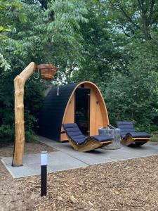 Loo Mare - Floating Tiny Houseinclusive