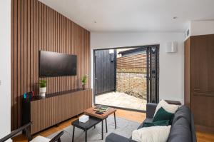Architect built Japandi-Style luxury home, Unique home in the heart of Finsbury Park, Central London in 10minutes, Near Arsenal and Tottenham Stadiums