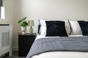 Architect built Japandi-Style luxury home, Unique home in the heart of Finsbury Park, Central London in 10minutes, Near Arsenal and Tottenham Stadiums