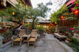 Lijiang Zen Garden Hotel - Lion Hill Yard