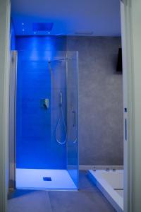 Diamond luxury house