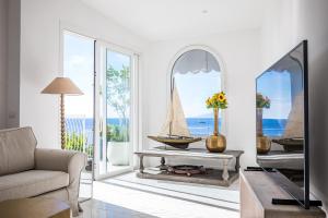 Villa Stunning view on the sea of Naples with pool