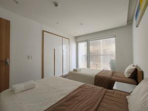 May Holiday 3BRs City Center