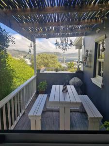 Jamieson Hide Away