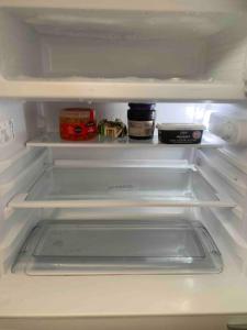 Spacious & Comfortable flat Near Airport & City