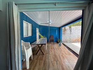 Casa com piscina no Ouro Verde, próx Argentina, Marco 3F e roda gigante