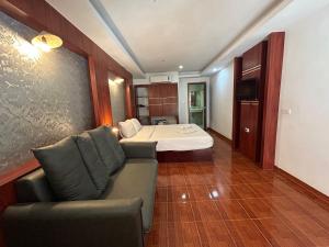 Lacasa Mountain View Hotel