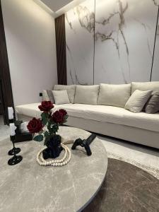 Elegant Room Apartment and Self-entry