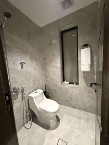 Elegant Room Apartment and Self-entry