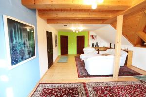 Calm Luxury Villa Original Artworks Free Parking