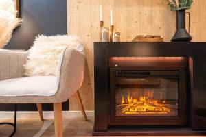 Le Nid Douillet, Center, Jacuzzi, Sensory Shower