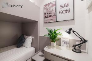 Cubicity De Tham