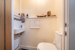 Leamington 4BR 4BA Executive