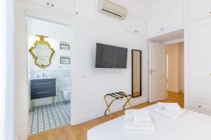 Three-Bedroom Apartment - High Floor