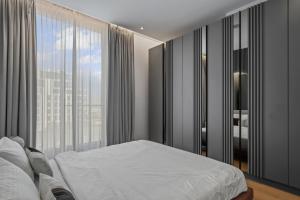 ONE MAMAIA Luxury Beach Penthouse