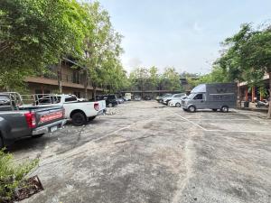 โรงแรมห้วยทราย Huaisai Hotel