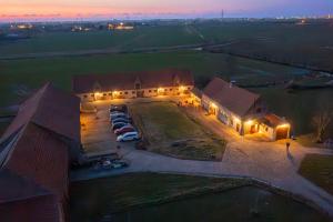 Holiday Home 't Hof der Witte Damen