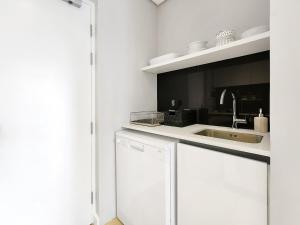 Modern Table Mountain 1BR Studio