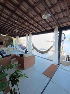 Casa na Ilha Jardim pé na areia