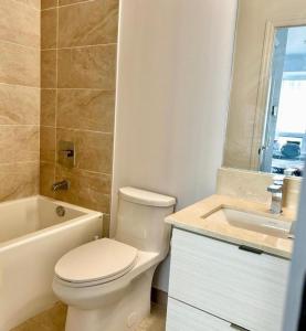 Modern & Stylish Condo Downtown