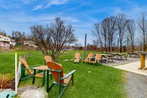 Stowe Mountain Road Getaway