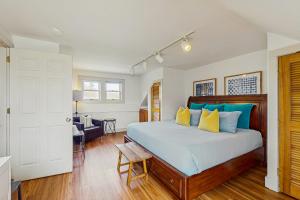 Stowe Mountain Road Getaway