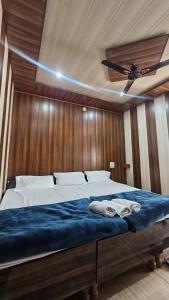 Gomukh Hotel Uttarkashi